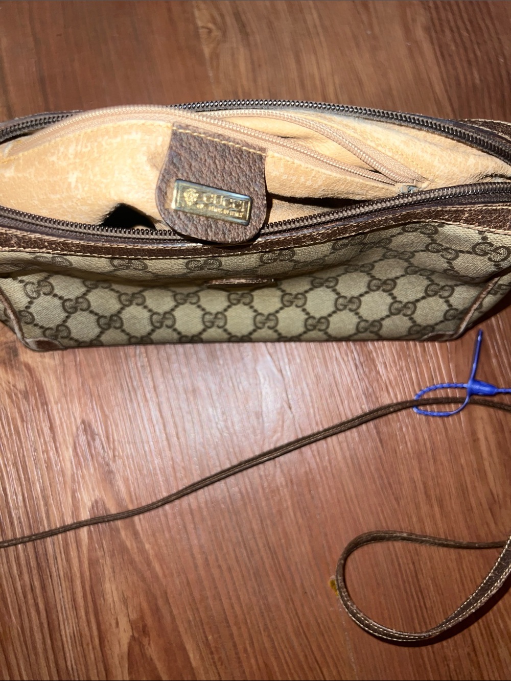Gucci Beige and Brown GG Canvas Crossbody Bag - Picture 4 of 6